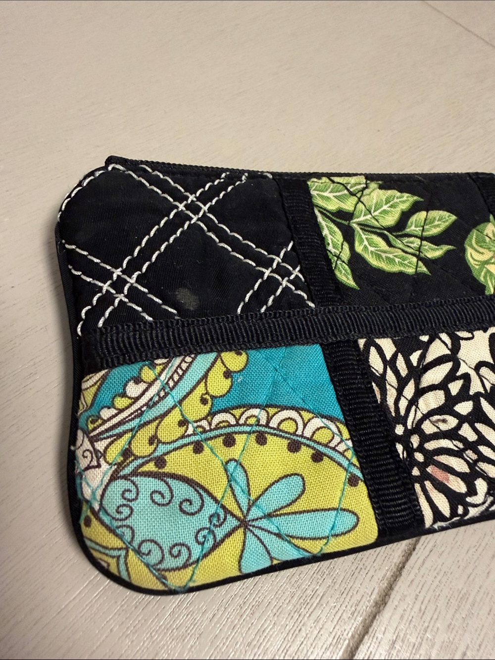 Vera Bradley Patchwork Quilted Zip Pouch Wristlet Wallet Floral Paisley Black - Picture 7 of 9